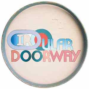 Lake - Circular Doorway mp3