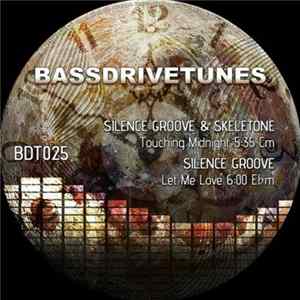 Silence Groove & Skeletone - Touching Midnight / Let Me Love mp3