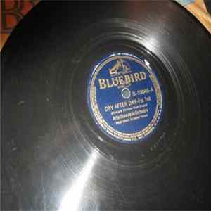 Artie Shaw And His Orchestra - Day After Day / Deep In A Dream mp3