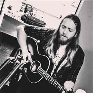 Mike West - Live On Tudno FM mp3