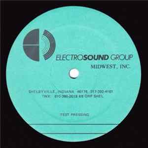 Various - Light Into Dark: A Chicago Music Compilation #1 mp3